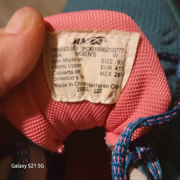 NWOT🔥 Avia Women's Trail Walker Sneakers - Picture 6 of 6